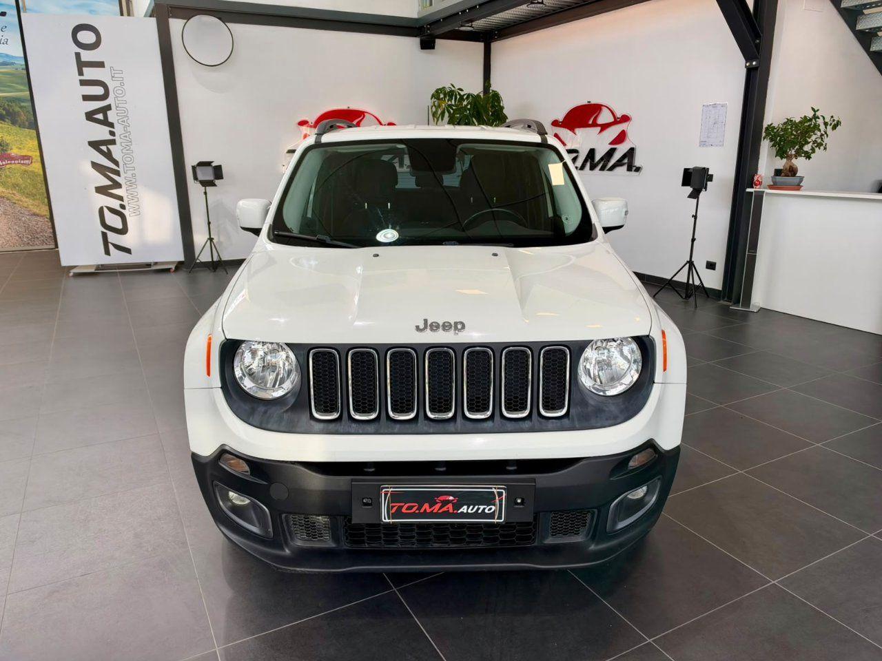 Jeep Renegade 2015 — rear view