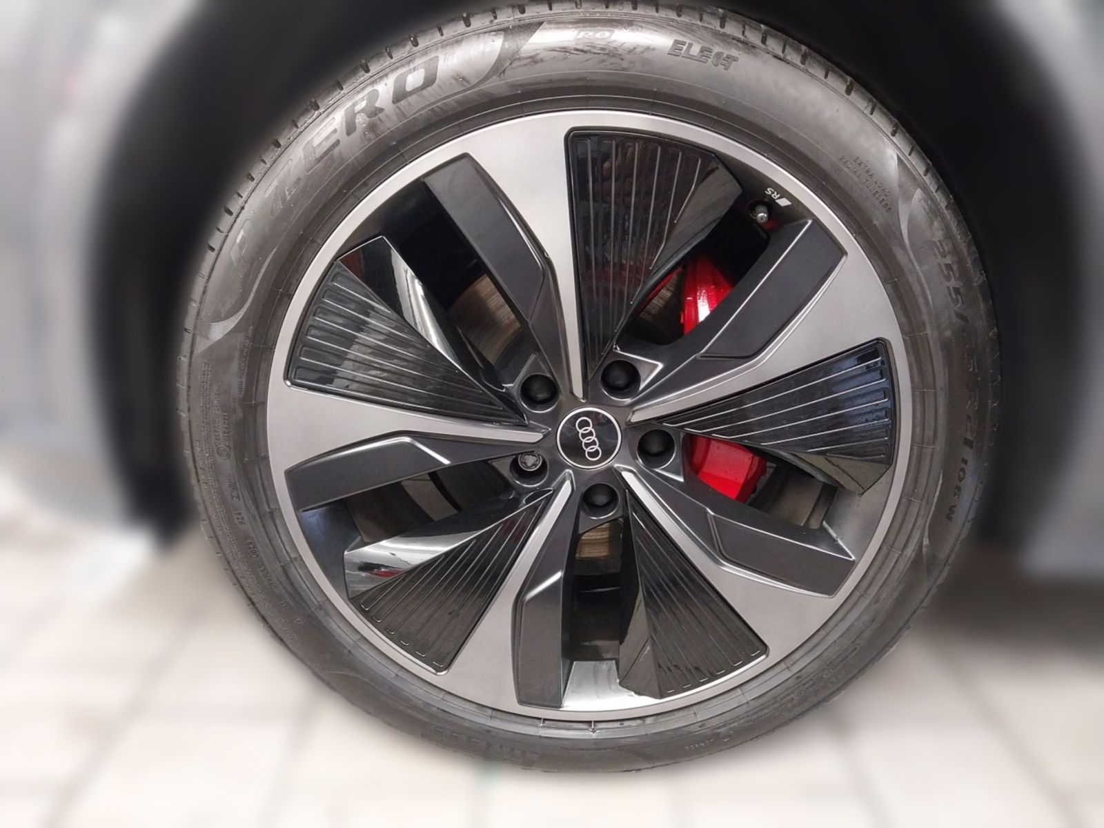 Audi Q6 e-tron - Bild 5