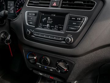 Hyundai i20 1.2 Select Facelift Spurhalteassistent