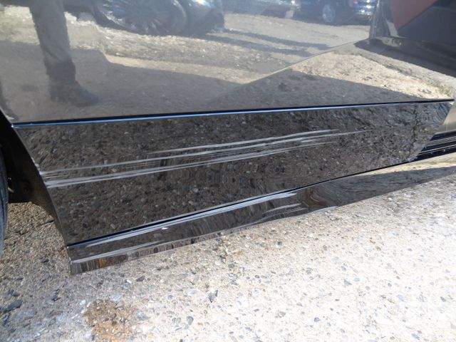 Fahrzeugabbildung BMW iX 40 xDrive Sport/1.Hd/SkyLounge/Laser/Ha/Ka