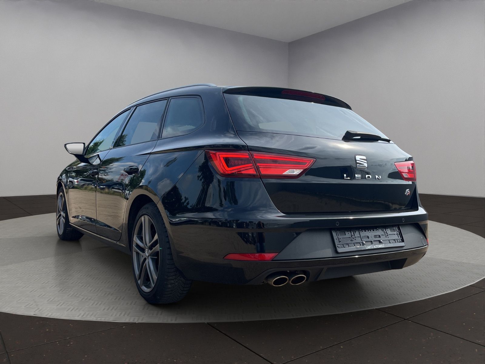 Seat Leon ST FR Black Matt Edition/LED/Lane-Assist imagem 3