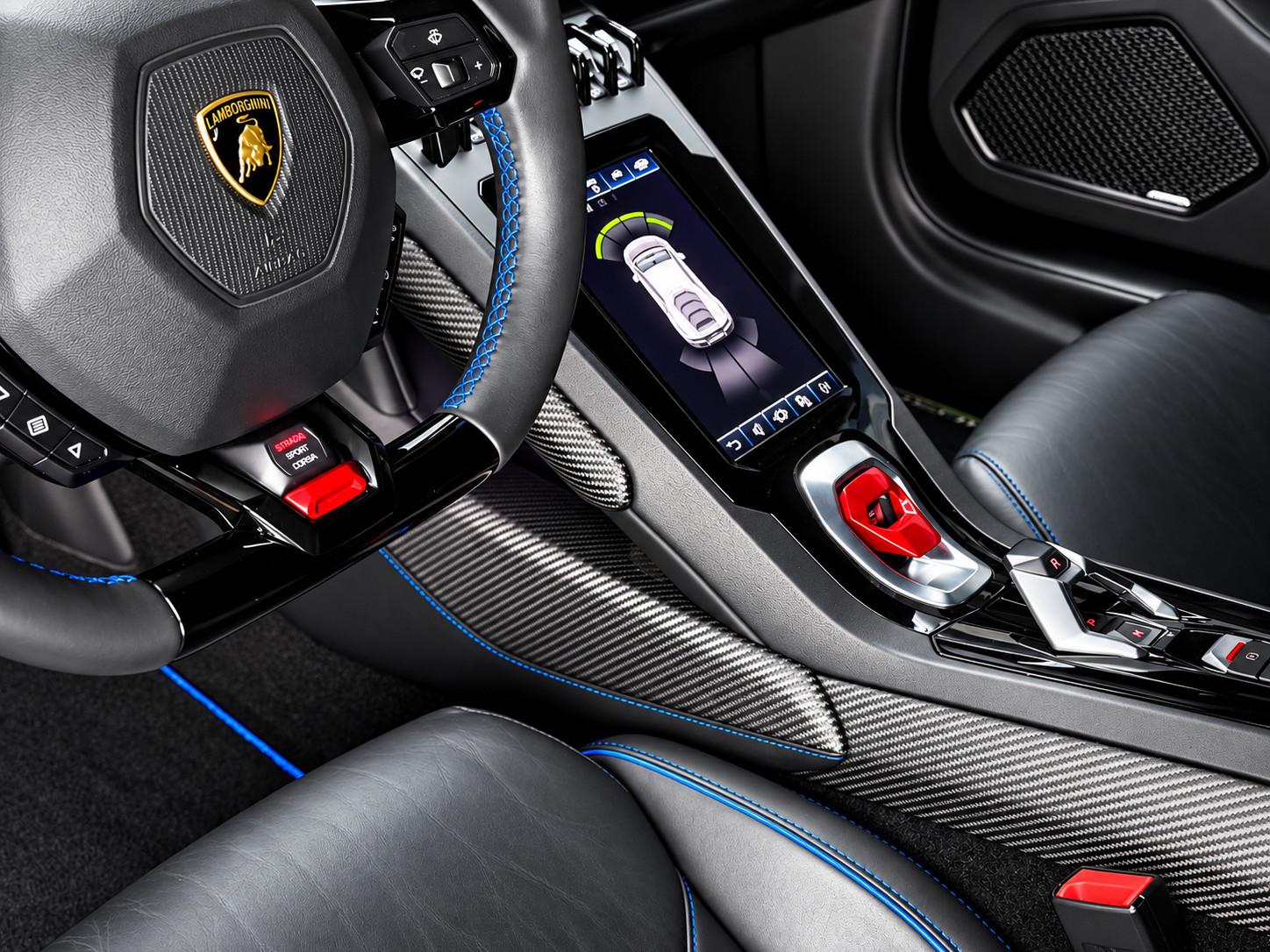 LAMBORGHINI HURACÁN EVO V10
