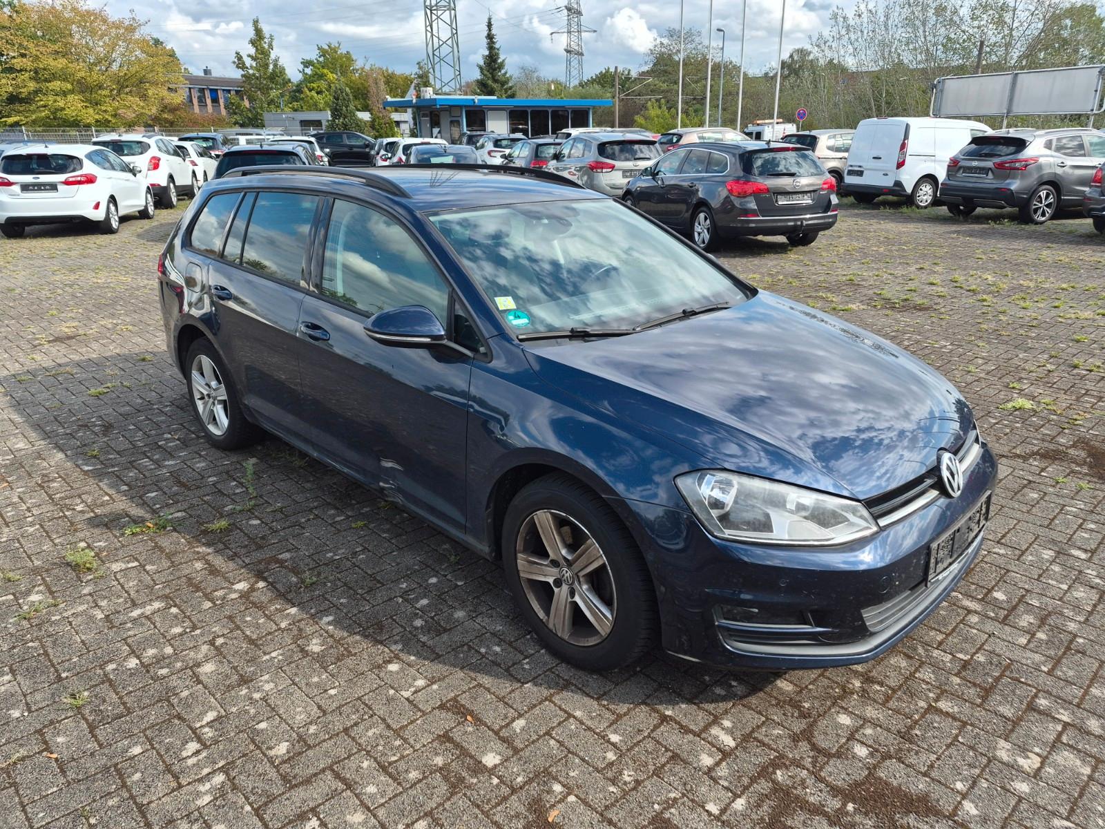 Volkswagen Golf 2015 — вигляд ззаду