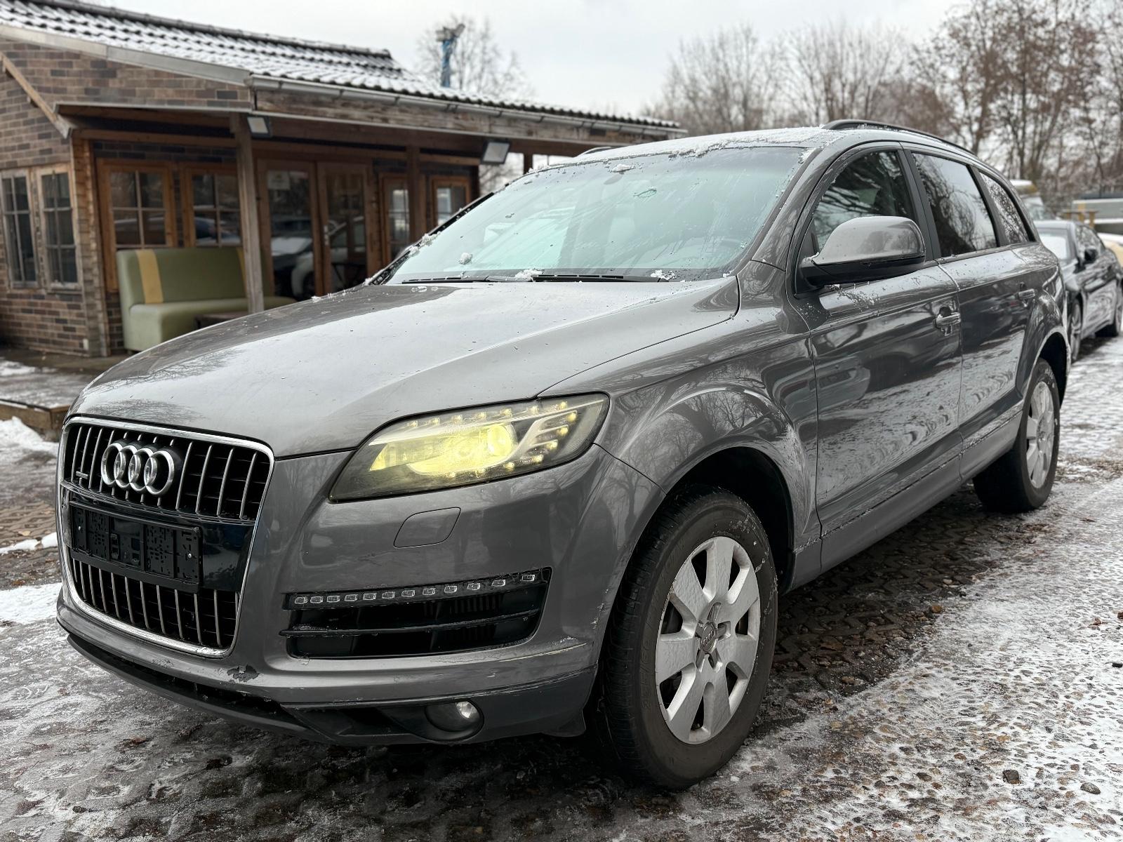 Audi Q7 3.0 TDI quattro//*LED*//*LEDER*//