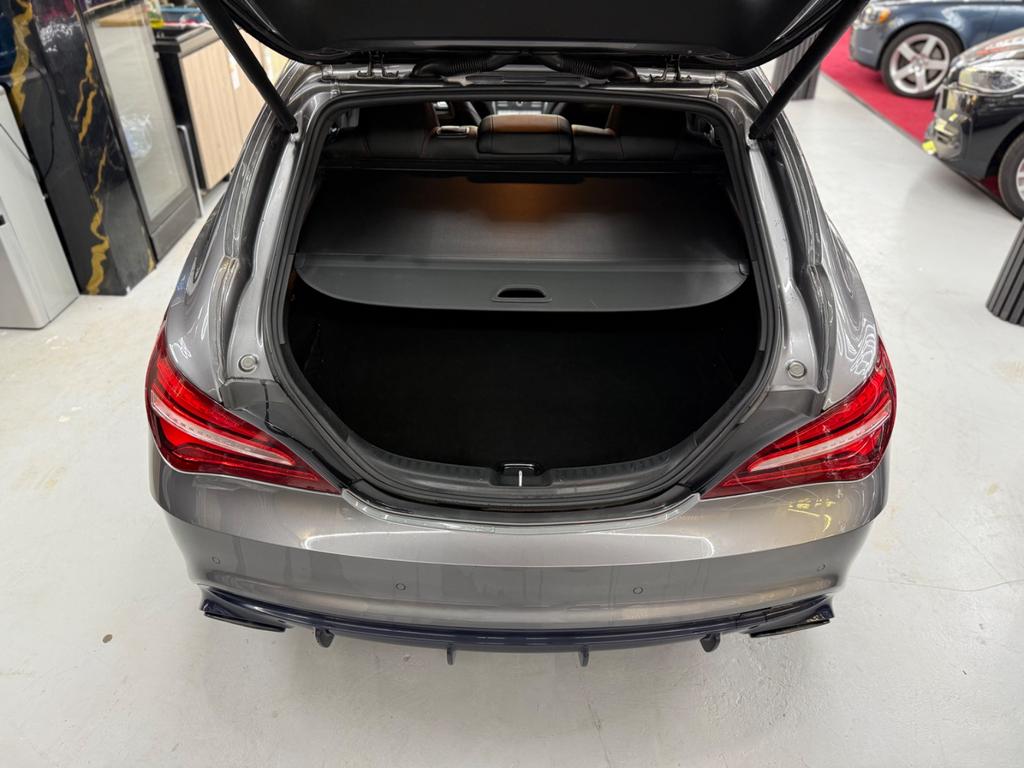 Mercedes-Benz CLA 45 AMG