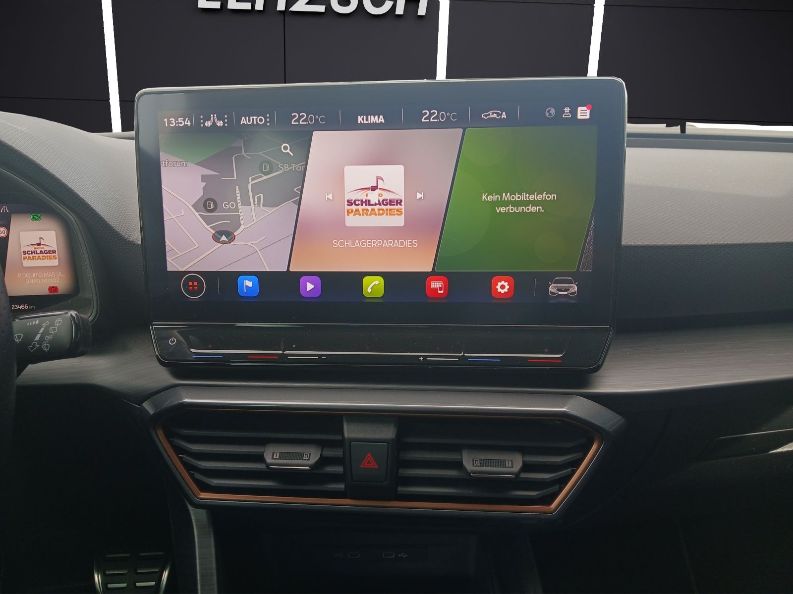 Fahrzeugabbildung CUPRA Leon SP TSI DSG LED AHK Navi ACC RFK SH