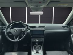 Skoda Superb Combi 2.0 TDI Premium Edition 4x4