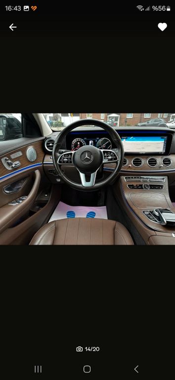 Mercedes-Benz E 220