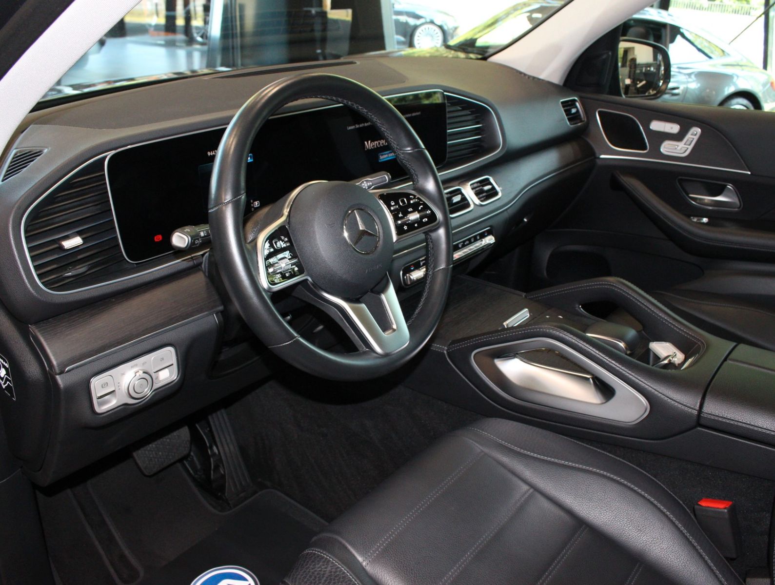 Fahrzeugabbildung Mercedes-Benz GLE 350d 4Matic AMG Line*Pano*Standheizung*TOP