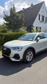 Audi Q3 Sportback 40TFSI quattro Stronic Navi LED SHZ - Audi Q3 von privat