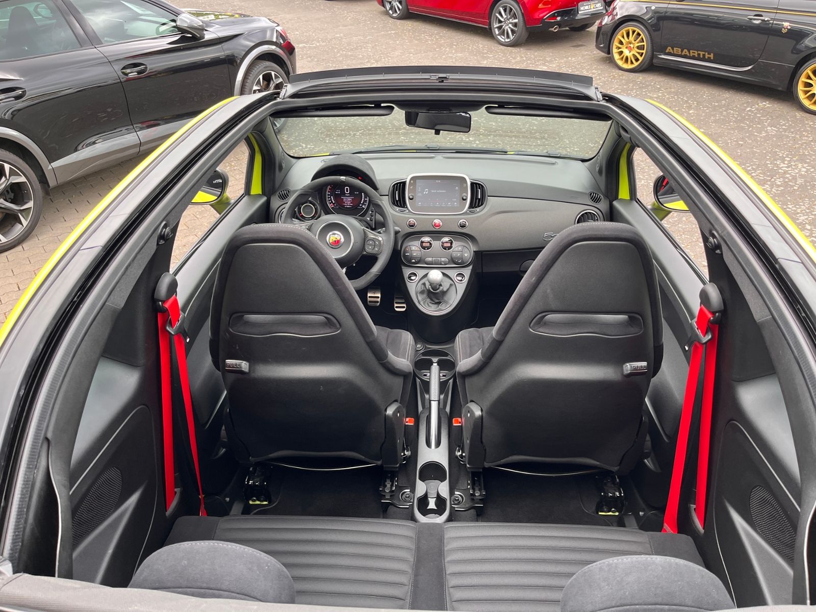 Fahrzeugabbildung Abarth 595 Competizione NAVI Xenon ALU