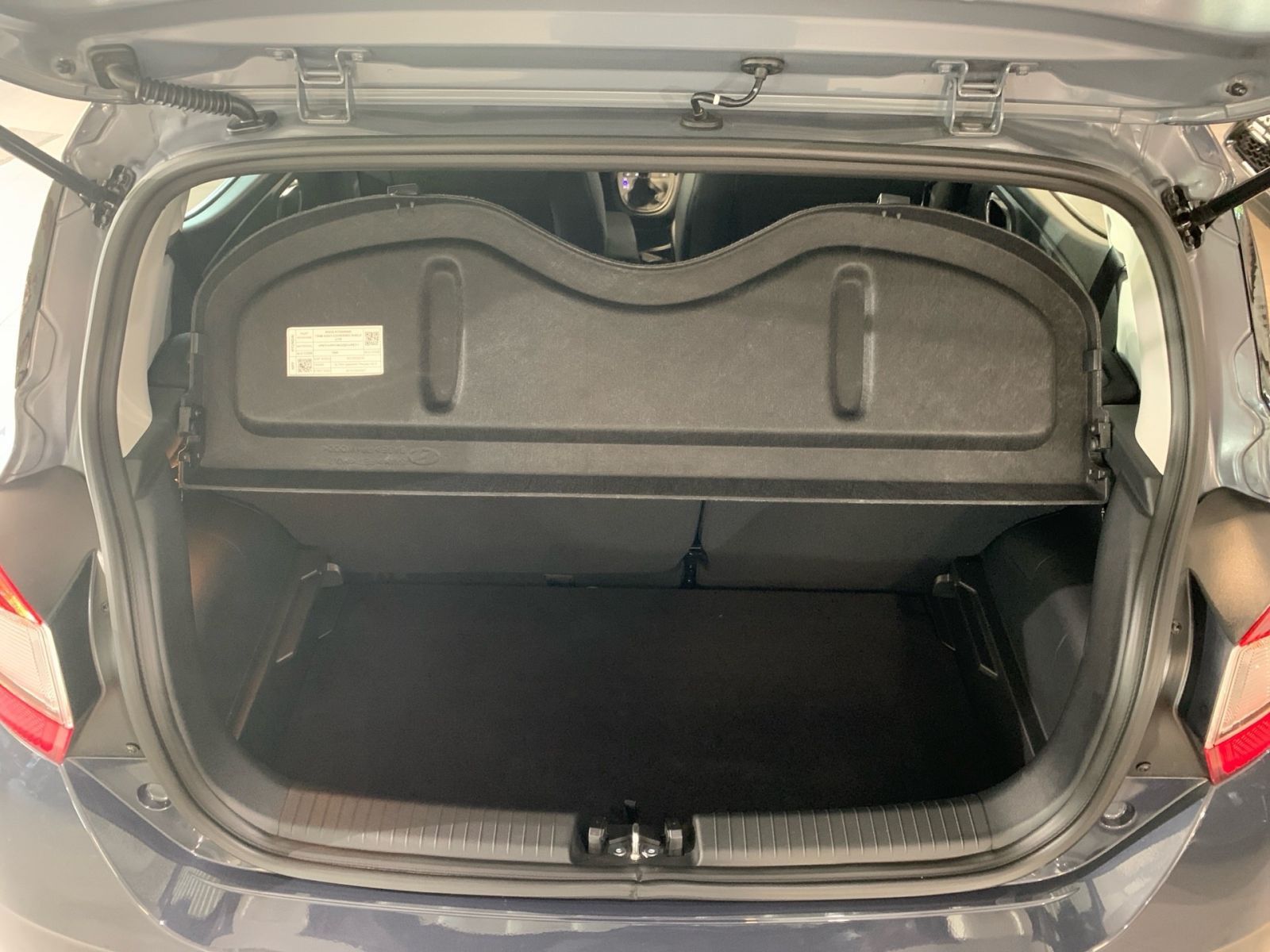 Fahrzeugabbildung Hyundai i10 1.2 Trend Automatik Navi