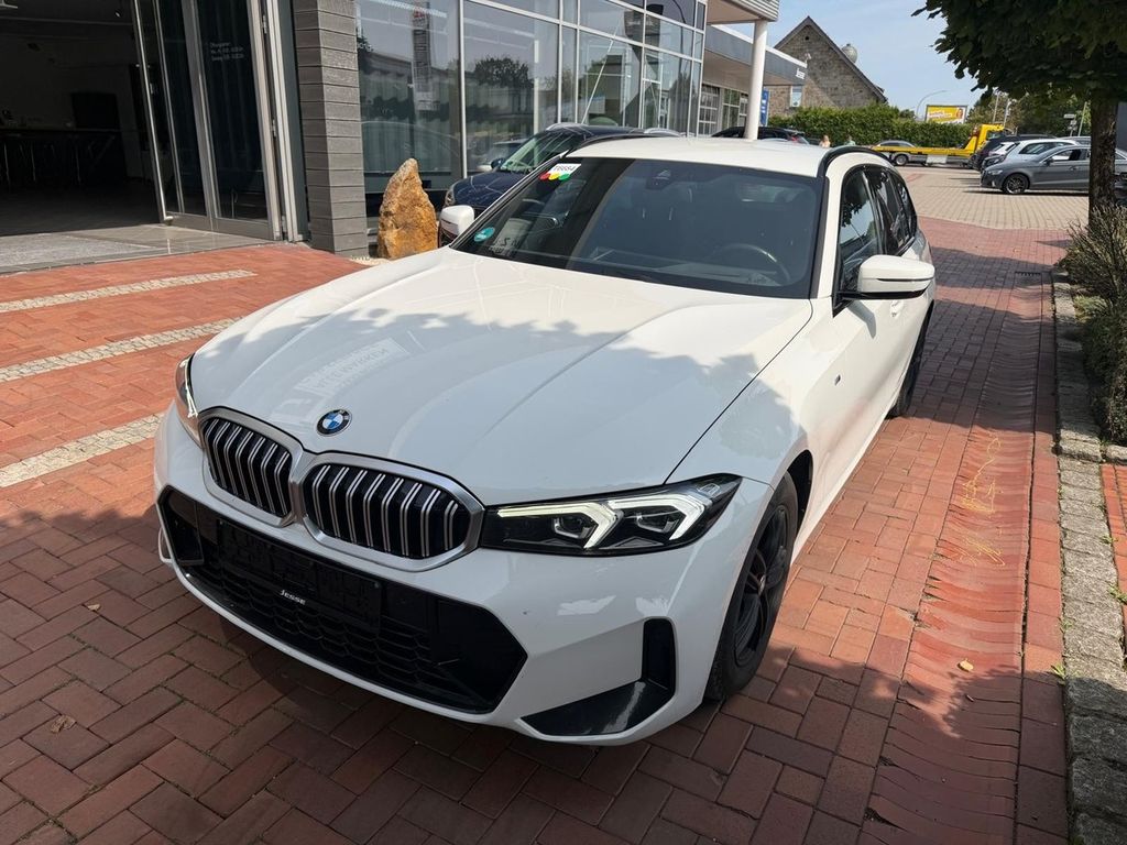 Image of BMW 320