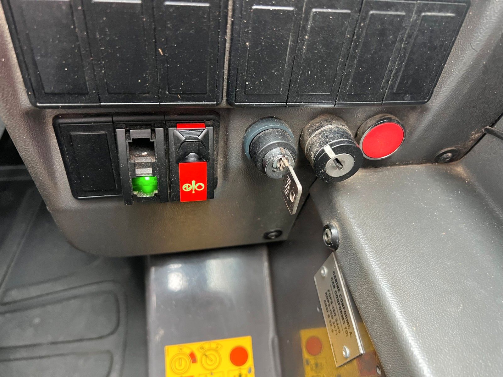 Fahrzeugabbildung Manitou MRT 2150 + / nur 2.463h! / Funk / Gabel