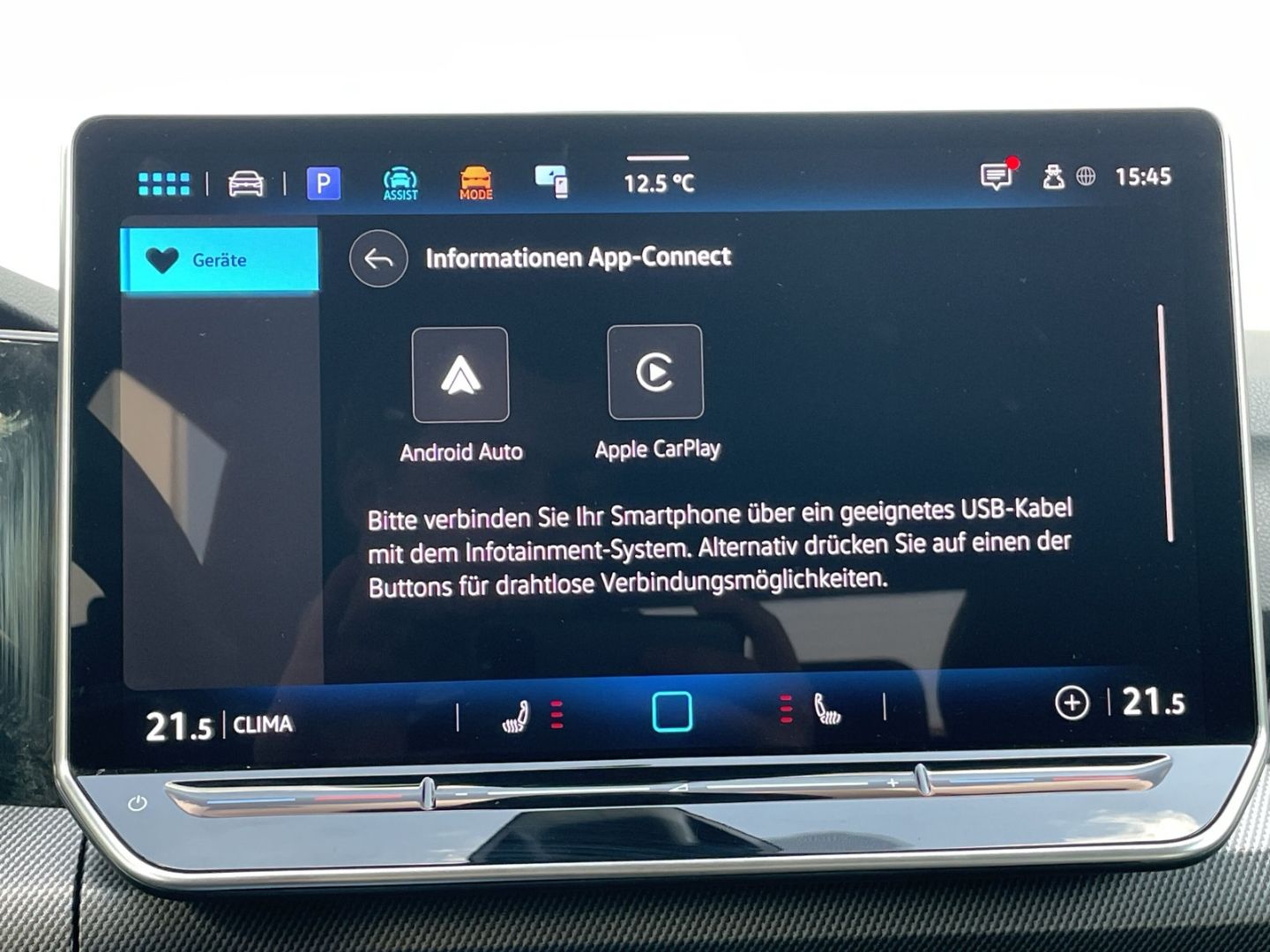 Golf VIII 1.5 eTSI DSG R-Line Pano/Standhzg/Kame
