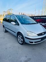 Ford Galaxy 2.3 16V Ghia 7-sitzig - Ford Galaxy: 2.3