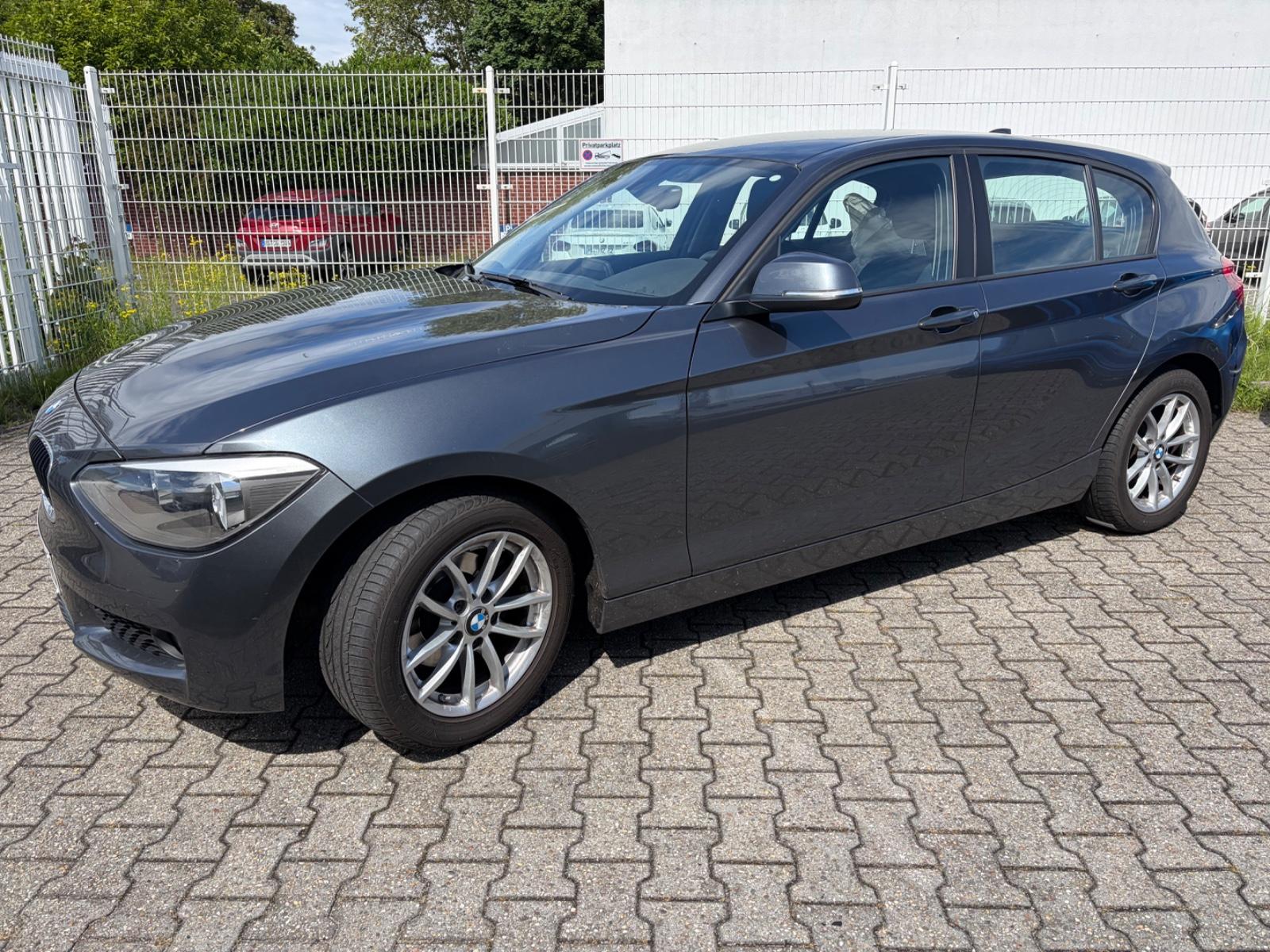 BMW 116 i Advantage Automatik Navigation Garantie