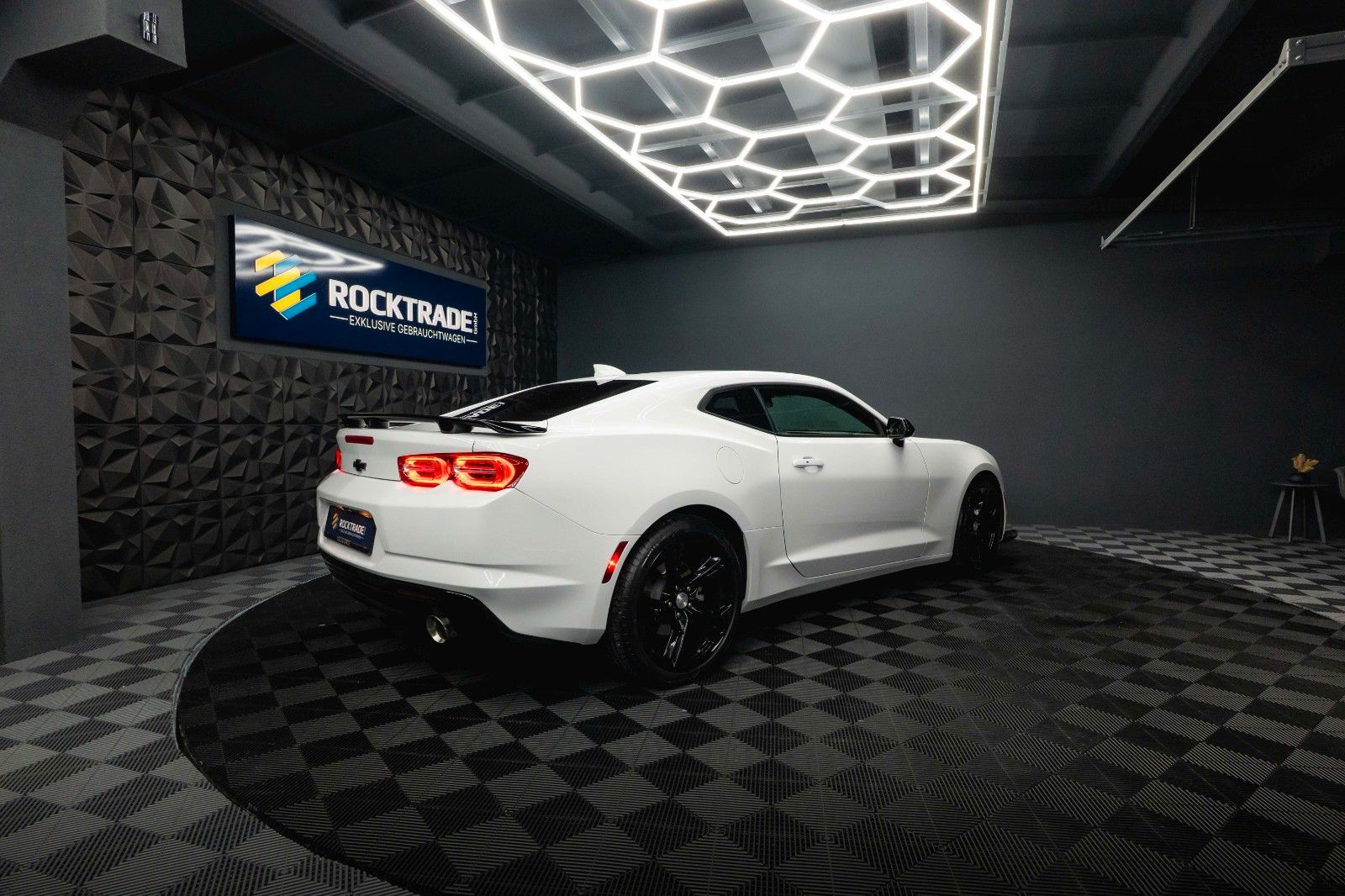 Fahrzeugabbildung Chevrolet Camaro 6.2 SS Coupe ZL1 LT1 Performance CarPlay