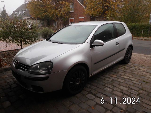 Volkswagen Golf 5 Grau