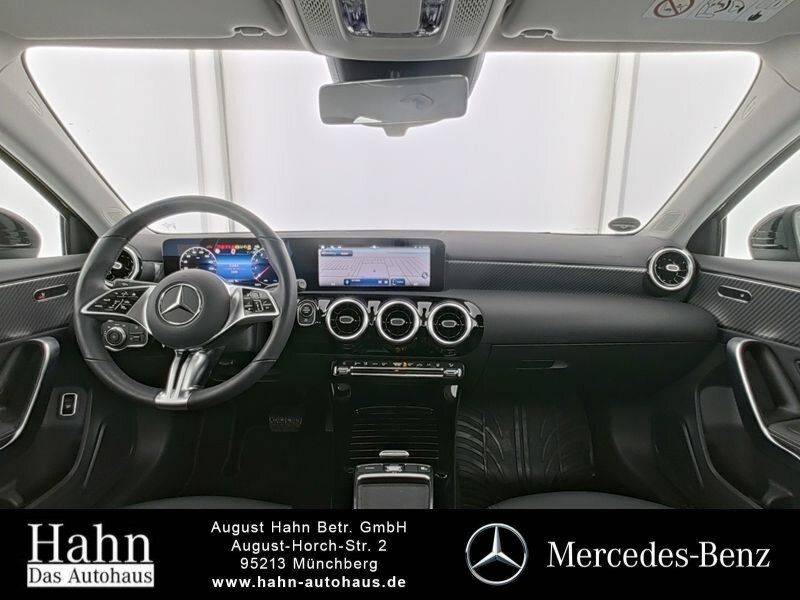 Fahrzeugabbildung Mercedes-Benz A 180 Limo PROGRESSIVE/LED/KAM./STANDH./WINTER/.