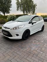 Ford Fiesta JA8 1,4 Liter, gepflegter Zustand - Ford Fiesta aus 2009: 1.4