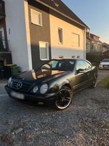 Mercedes-Benz Mercedes CLK 200 Kompressor - Mercedes-Benz CLK 200 aus 2001: Kompressor