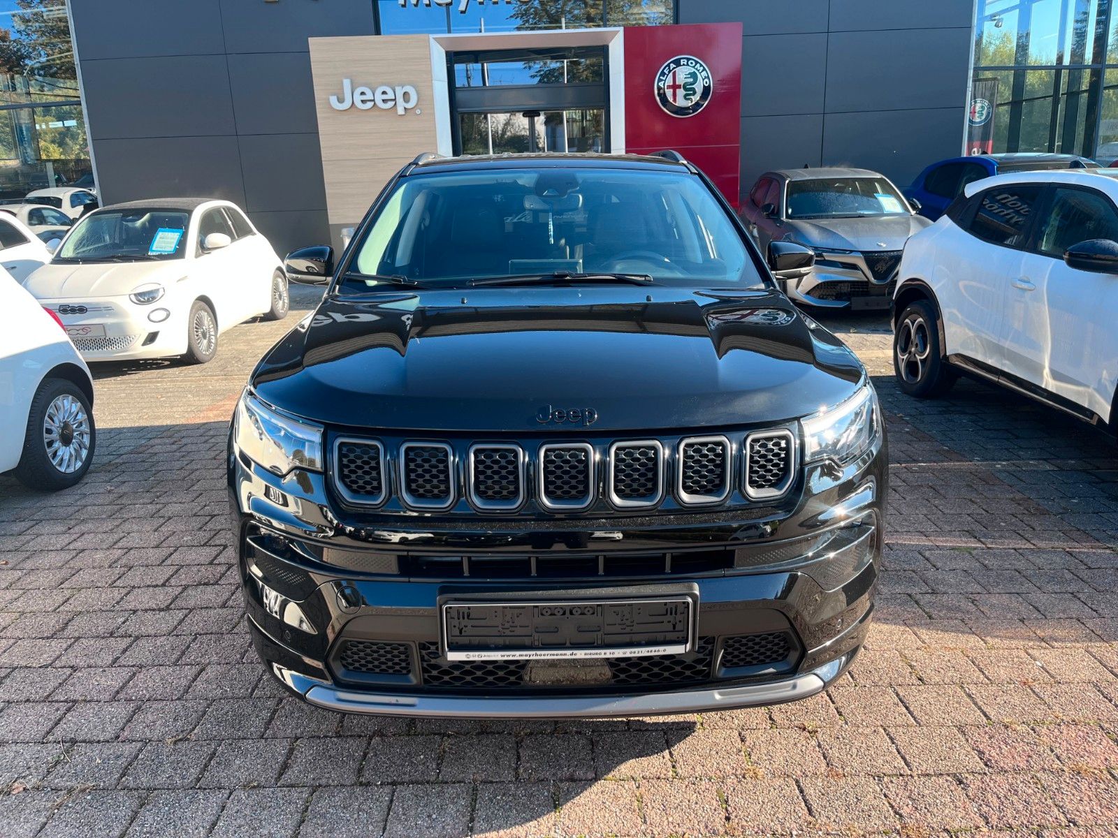 Fahrzeugabbildung Jeep Compass Summit Mild-Hybrid FWD Navi elektr. uvm
