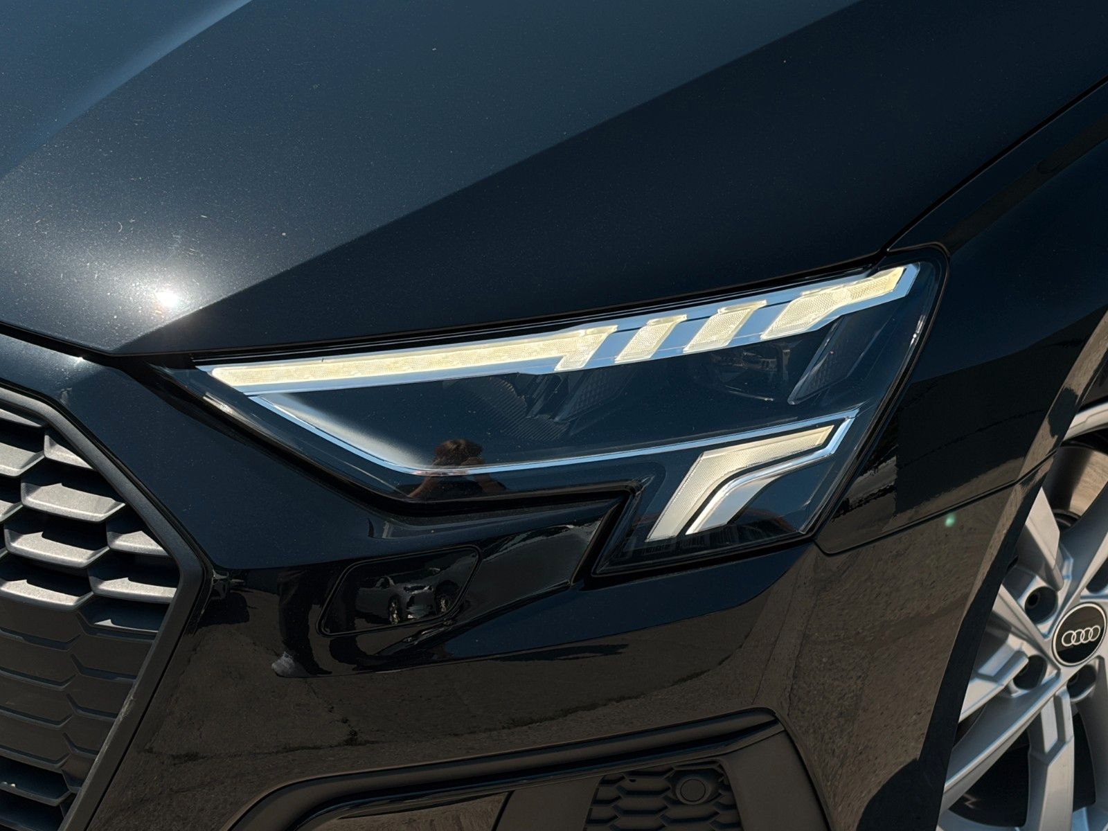 Fahrzeugabbildung Audi A3 Sportback 40 TFSIe Virtual 2Z-Klima PDC SHZ