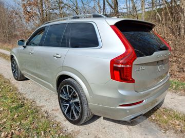 Volvo XC90 - 2