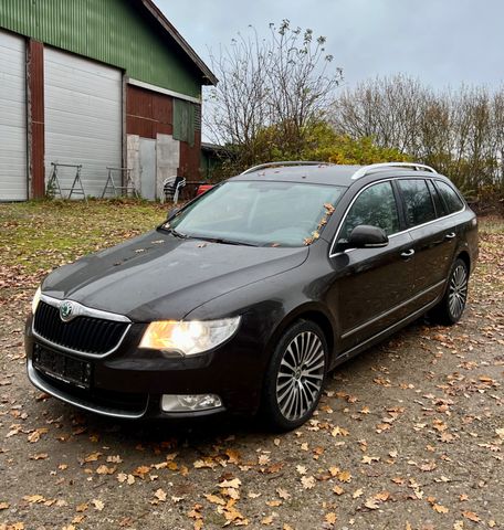 Skoda Superb Combi Laurin & Klement