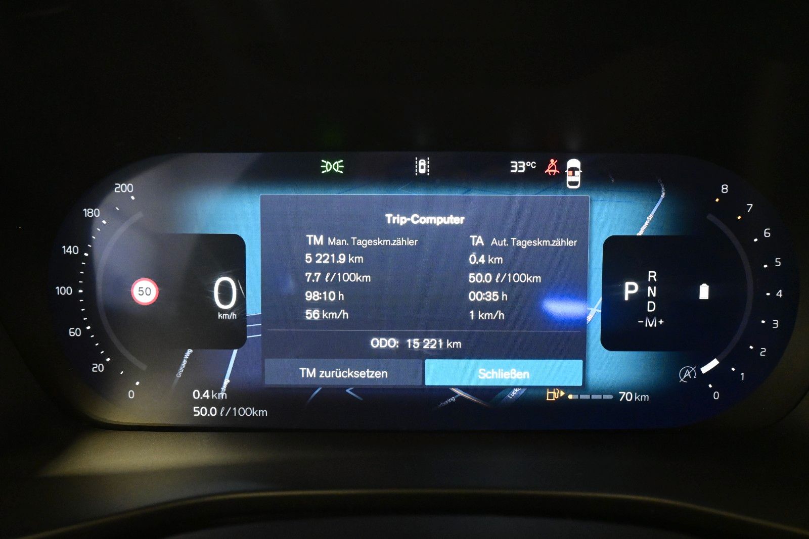 Fahrzeugabbildung Volvo XC40 B3 DKG Plus Black Edition*STDHZG*360°*ACC*