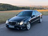 Mercedes-Benz E320 CDI AMG-Paket / Voll W211 - Mercedes-Benz E 320: AMG