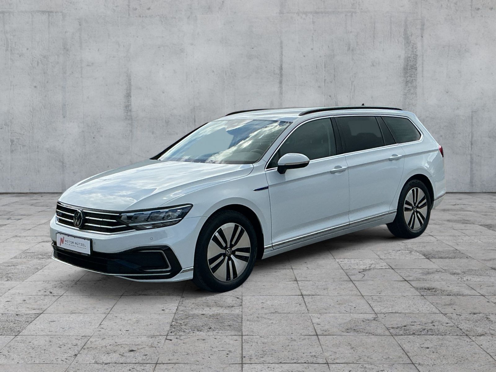 Volkswagen Passat Variant - Bild 2