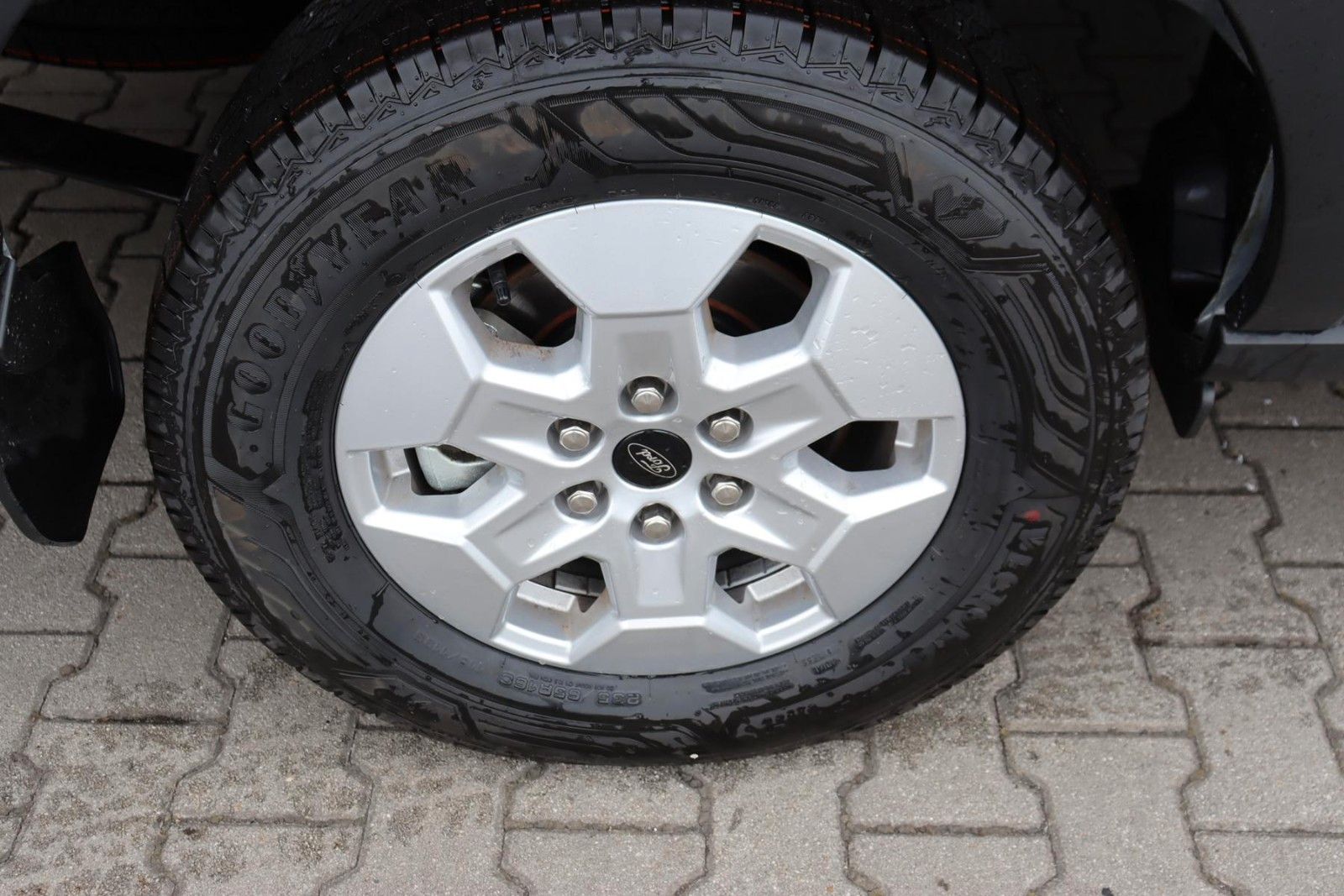 Ford Transit Kombi M1 Trend 2.0 EcoBlue L3 0,0% FIN * imagem 3