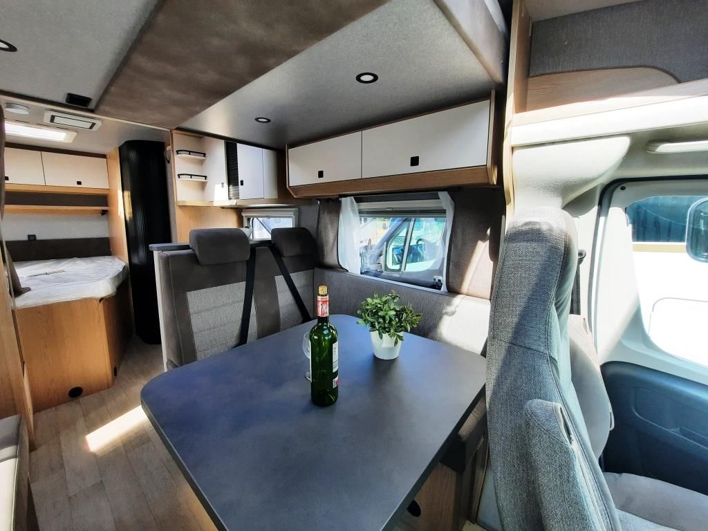 Fahrzeug Übersicht 9 Fahrzeugabbildung Hobby ONTOUR T 700 FH Verfüg./Sparen Sie 22.709,- €