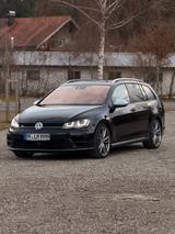 Volkswagen Golf R Variant, 4MOTION, Pano, ACC - Volkswagen Golf: Schwarz, R