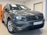 Volkswagen Tiguan 1.5 TSI °Pano°Navi°Head UP°ACC°Garantie° - Volkswagen Tiguan mit Benzin-Antrieb: Geländewagen