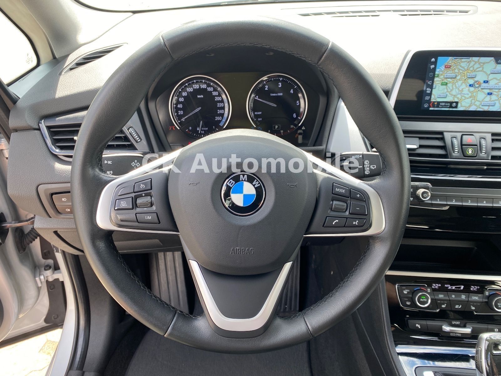 Fahrzeugabbildung BMW 216 d Gran Tourer Advantage/Automatik/Navi/PDC