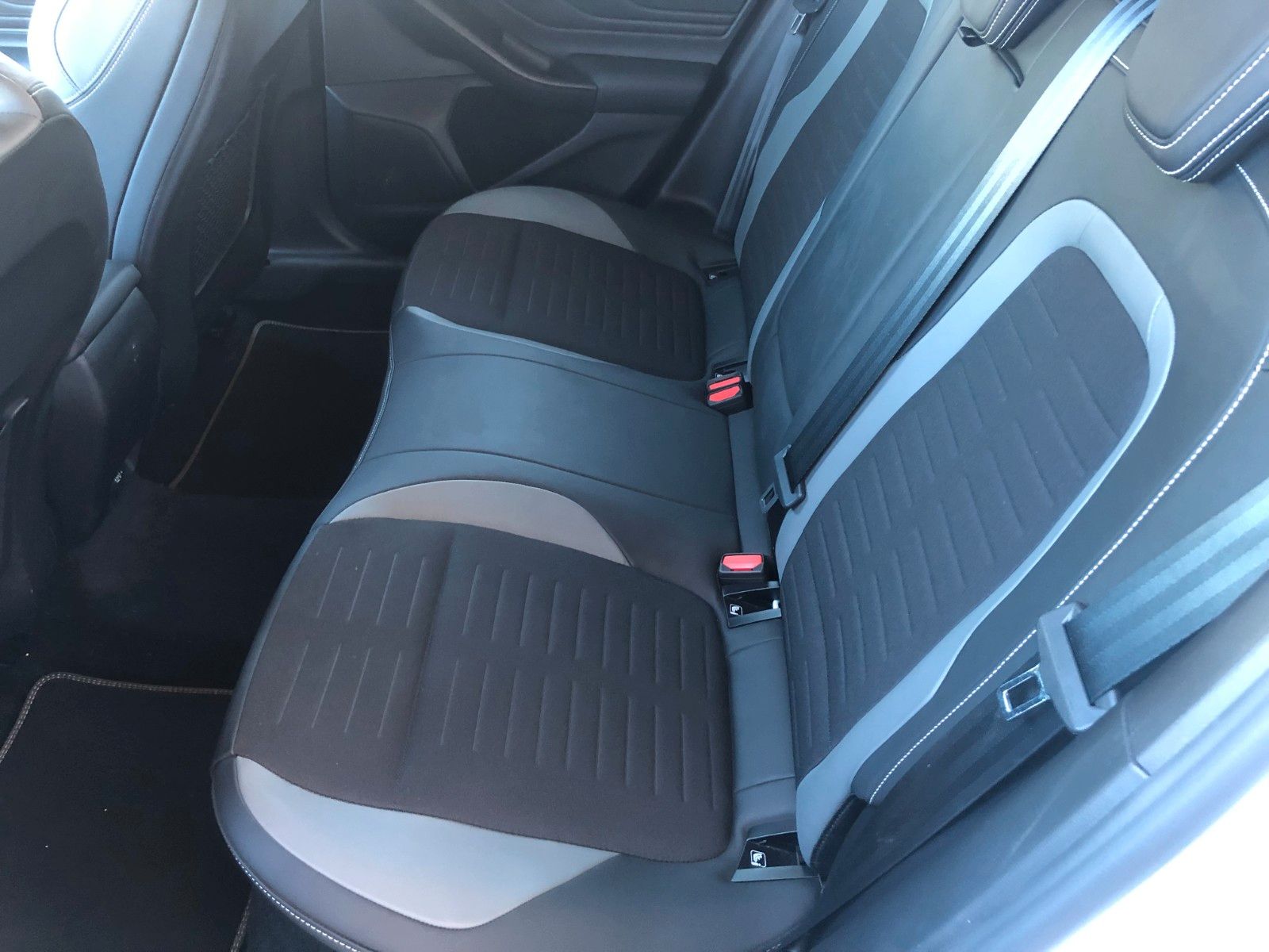Fahrzeugabbildung Ford Focus Turnier ST