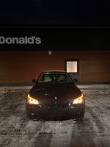 BMW Tausche BMW e60 520d NEUE STEUERKETTE SEIT... - BMW 520: 520d E60