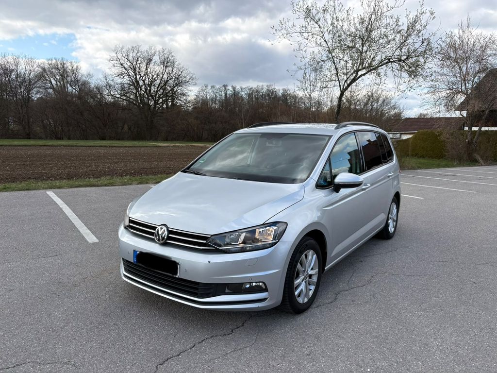 Image of Volkswagen Touran