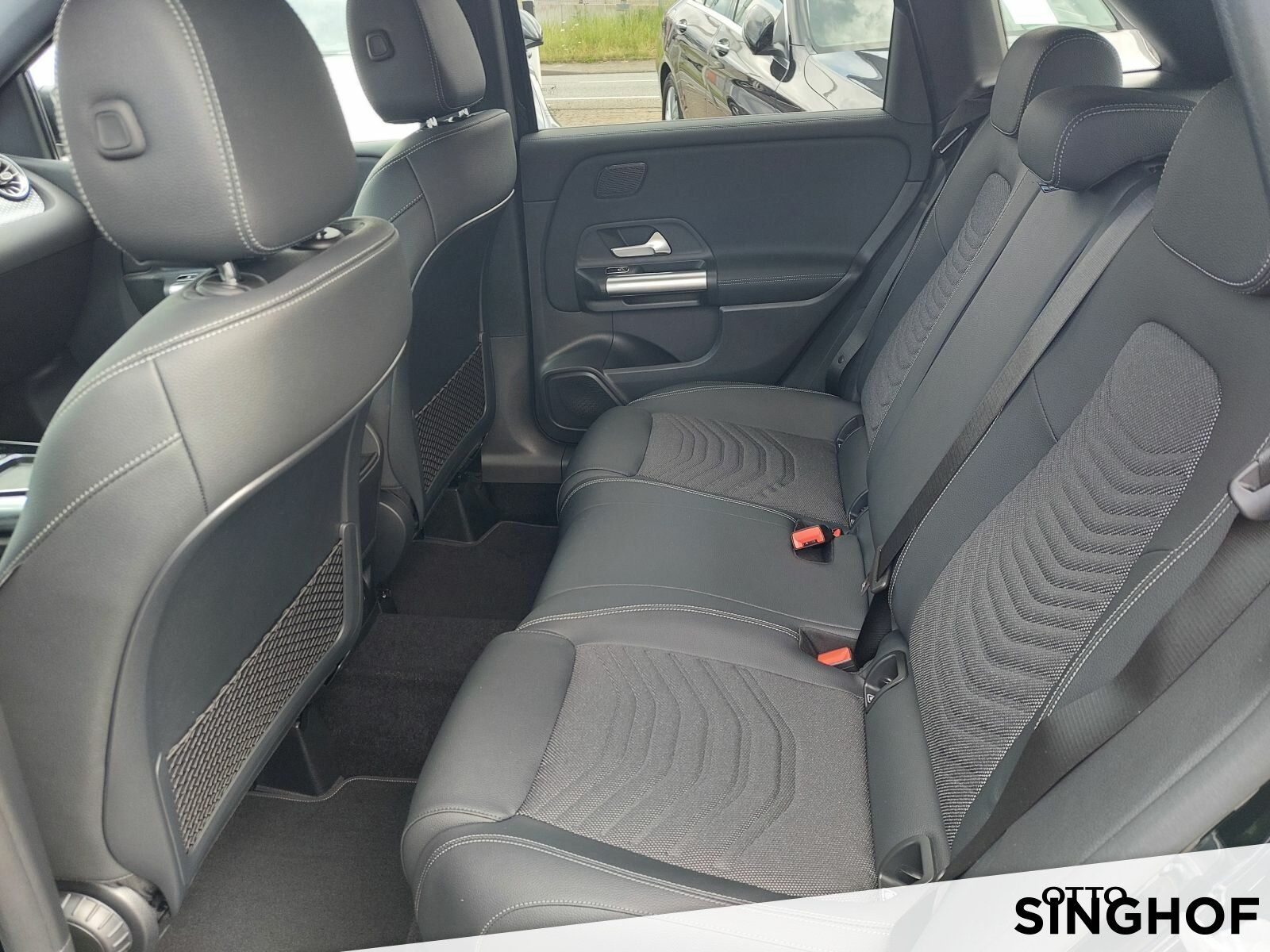 Fahrzeugabbildung Mercedes-Benz B 200 Progressive Pano+Night+dynm.LED+Distronic+