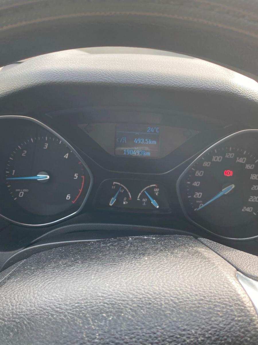 Ford Focus 2012 — photo 10