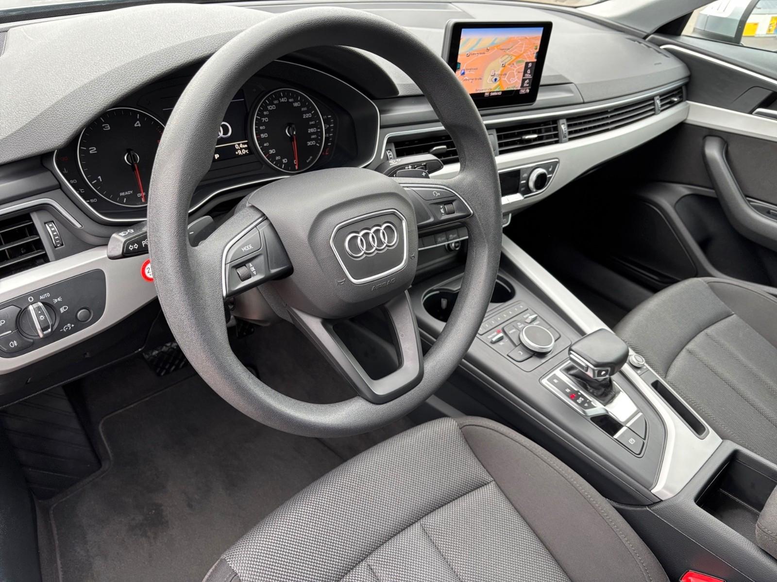 Audi A4 35 TDI sport Autom./Navi/SHZ/PDC/FSE/8fach