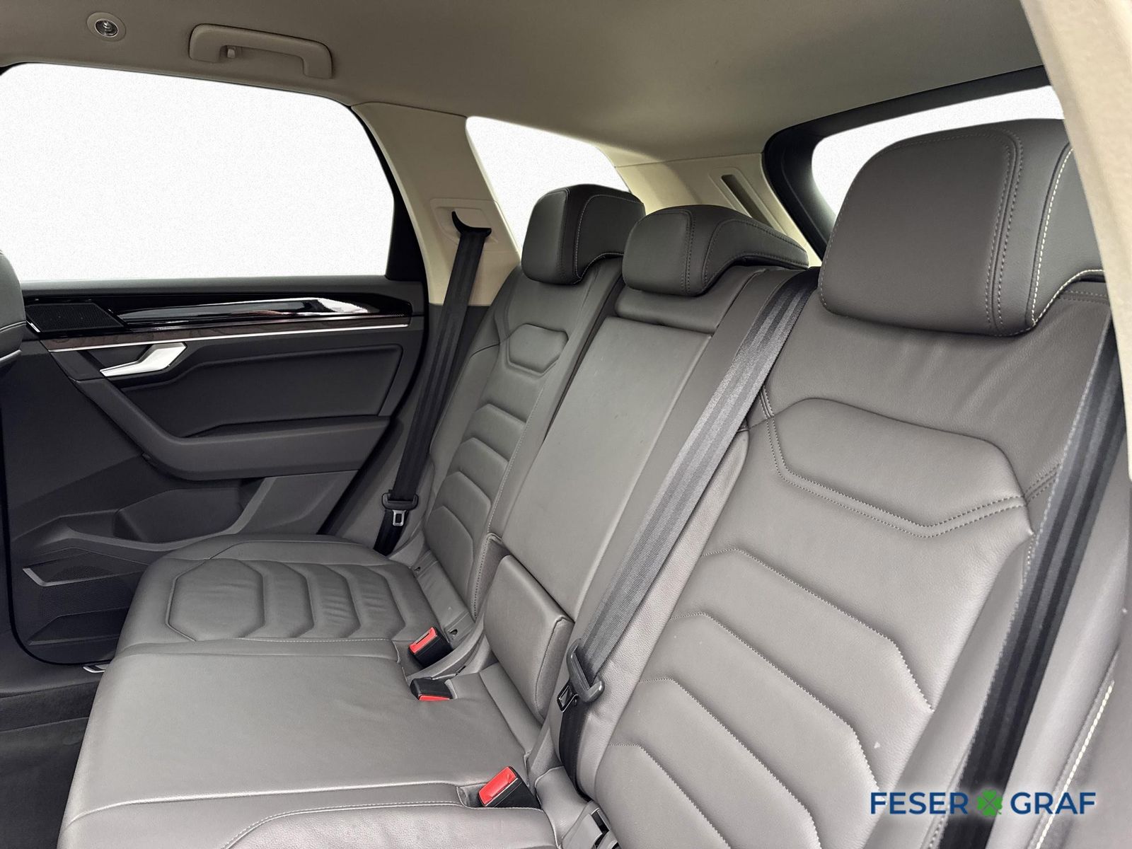 Volkswagen Touareg - Bild 15