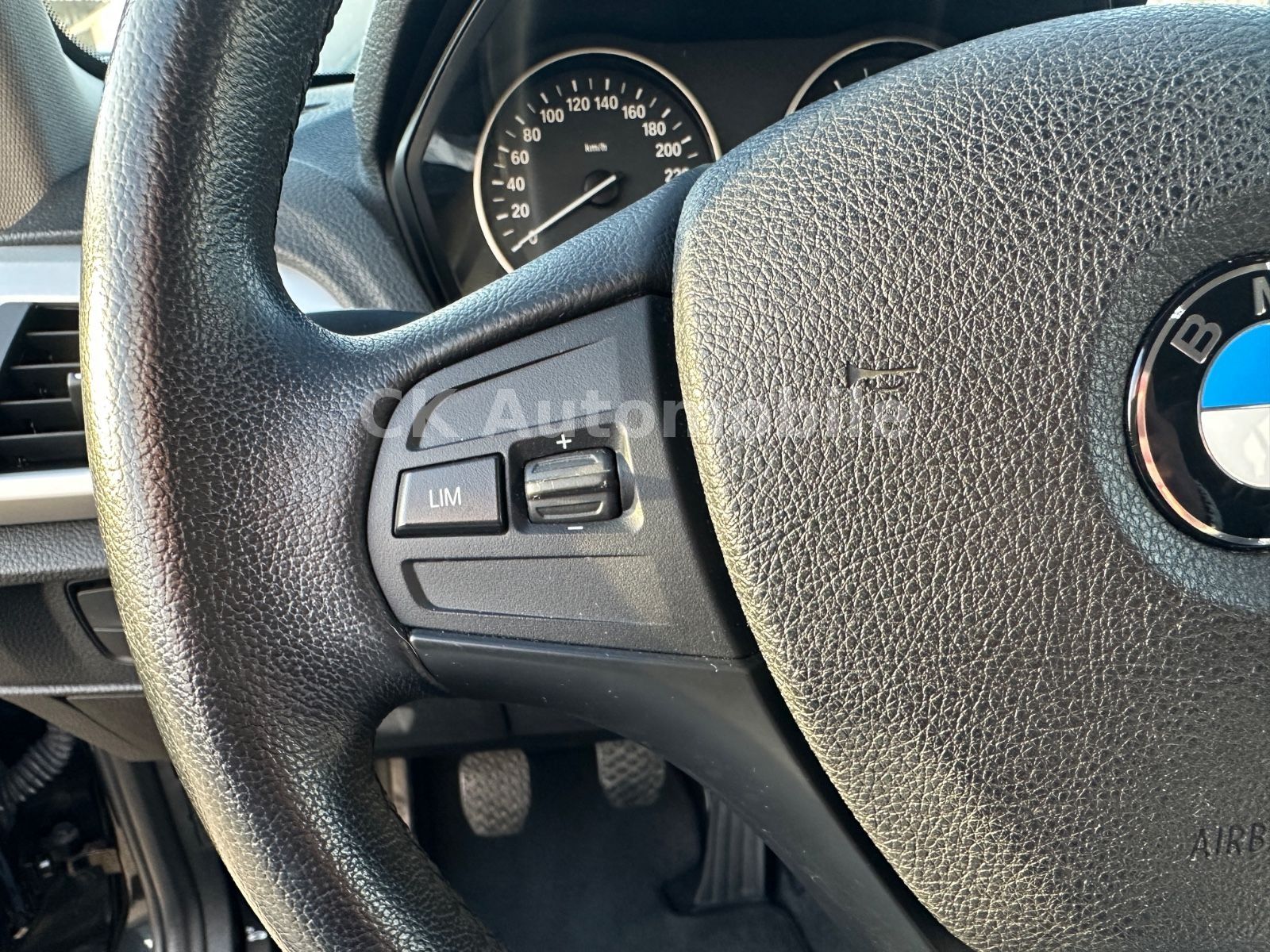 Fahrzeugabbildung BMW 116d  5-trg./Navi/Klimaautomatik/SHZ/PDC