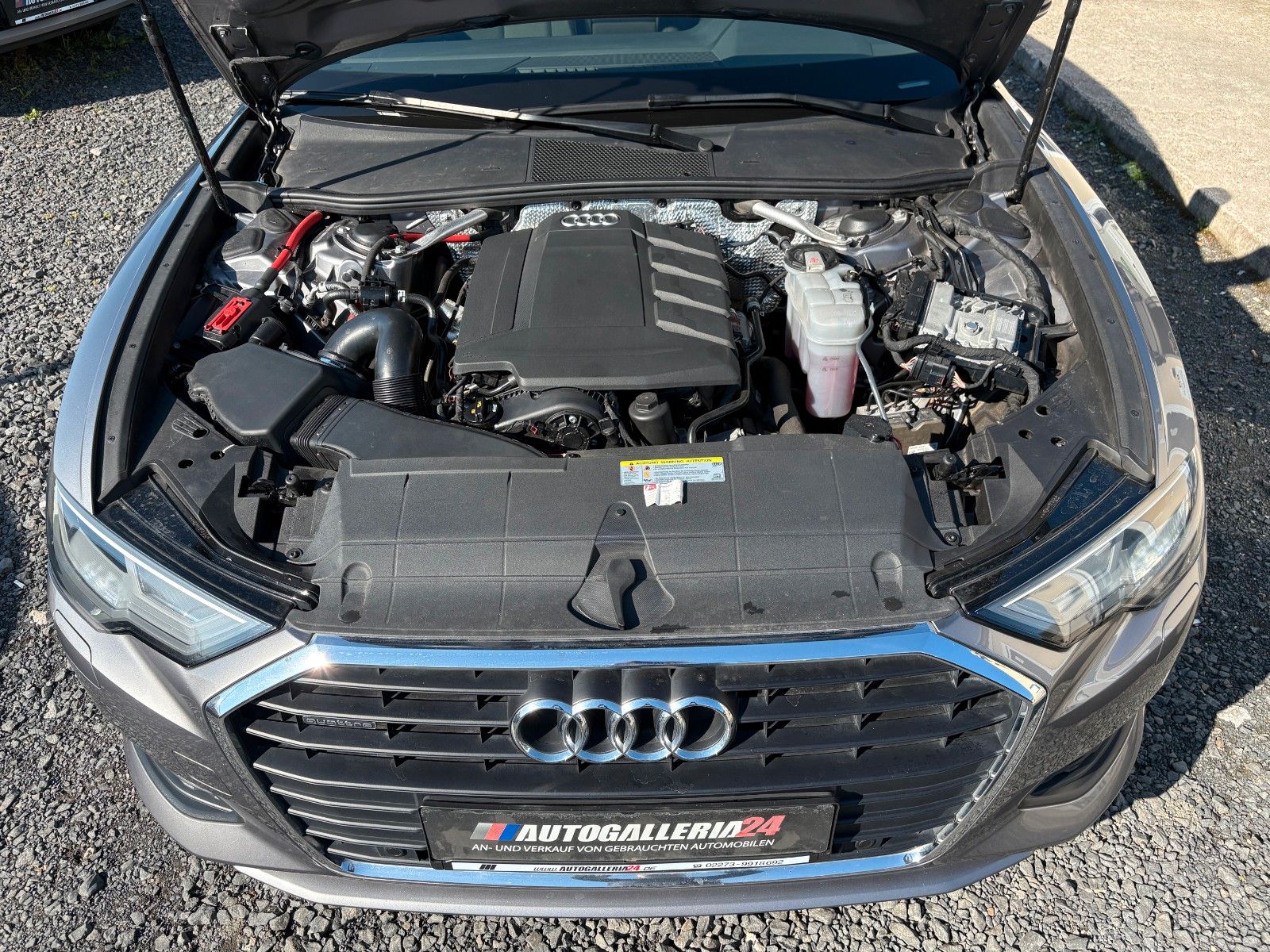 Fahrzeugabbildung Audi A6 Avant 45 TFSI quattro Aut. Navi LED Pano AHK