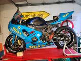 Suzuki Ready-to-Race GSX-R 750 K5 Rennstreckenmotorrad - SUZUKI GSX R 750