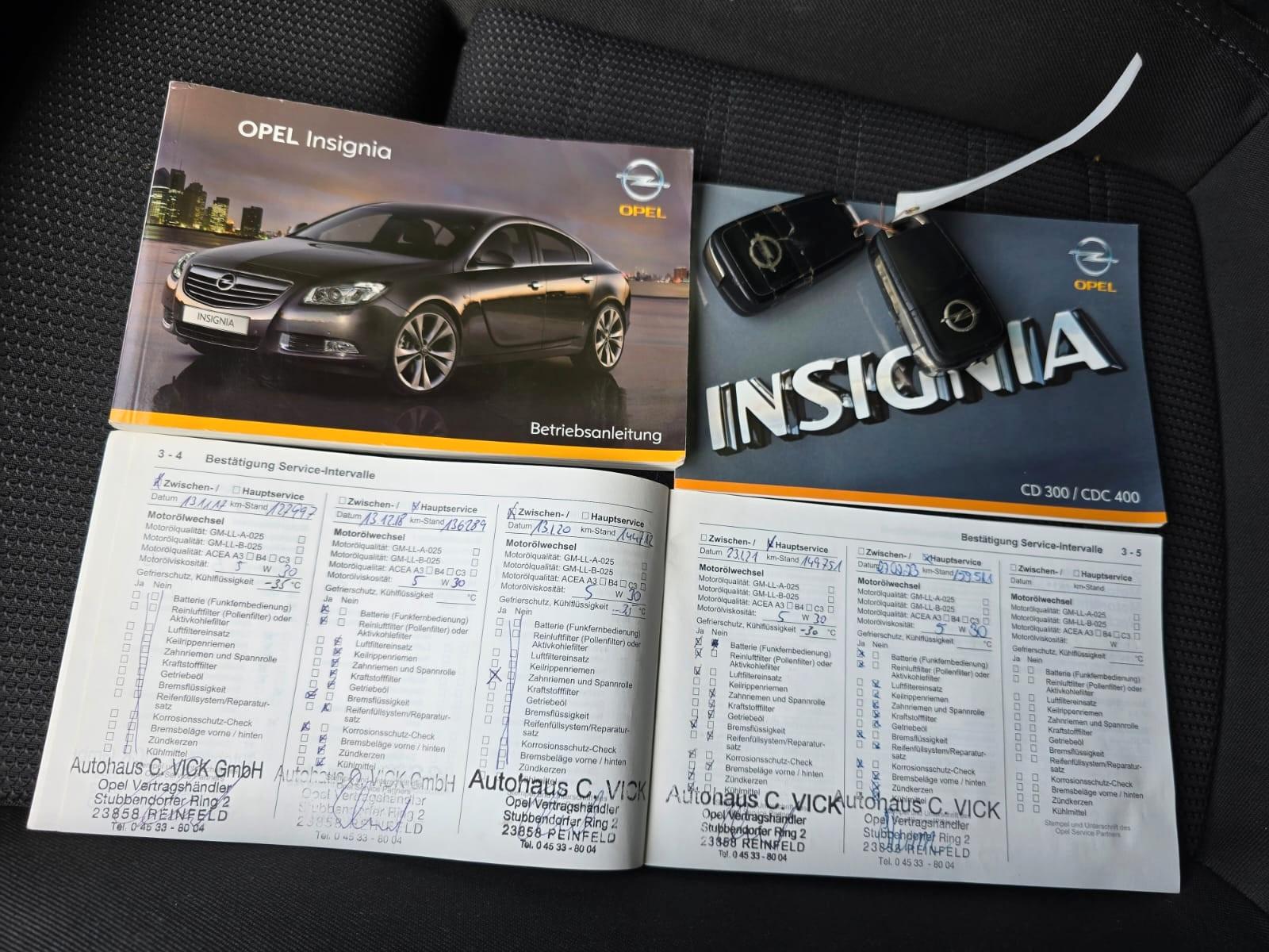 Opel Insignia 2009 — photo 14