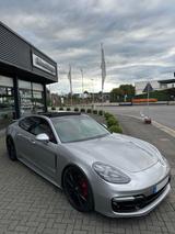 Porsche Panamera 4S Exclusive Chrono Rot - Porsche Panamera in Duisburg